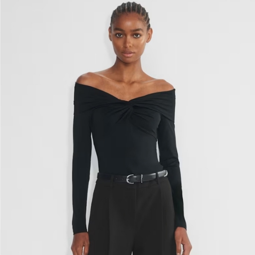 Aritzia Contour Twist Off-Shoulder Top In Black, Size L